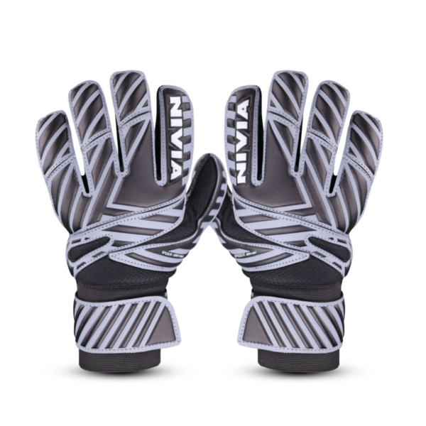 goalkeeoer gloves